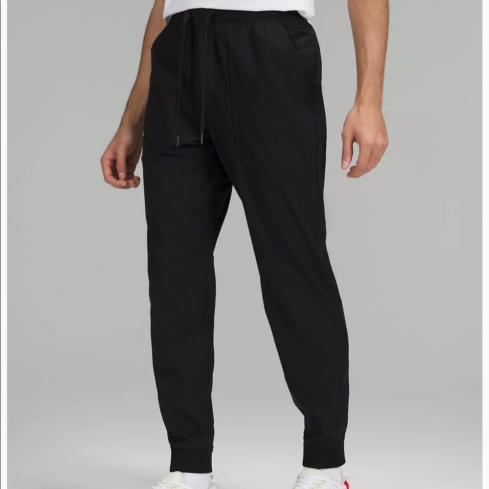 LULU ABC JOGGER